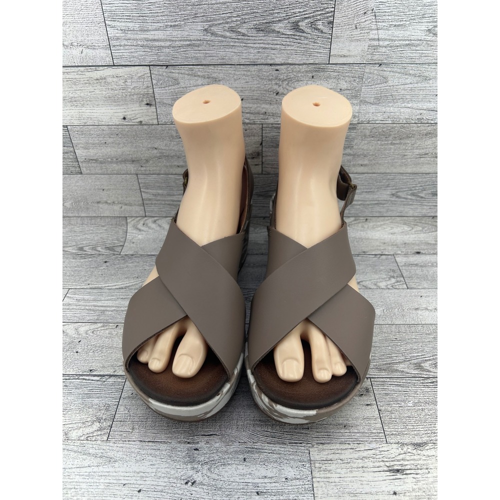 Clarks Collection Women Tan Taupe Wedge Platform Sandals Comfort Cushion Sz 8